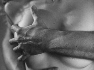 Erotic video chat SweetDynasty