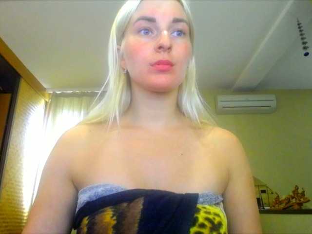 Broadcast screenshots SweetGia