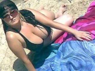 Erotic video chat sweethelen