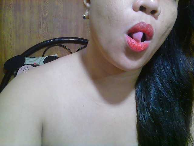 #pussy 40tokens #tits 30tokens #ass 40tokens #mouth  20tokens #feet 25tokens  #pm 10tokens