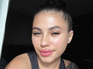 Erotic video chat SweetLya09