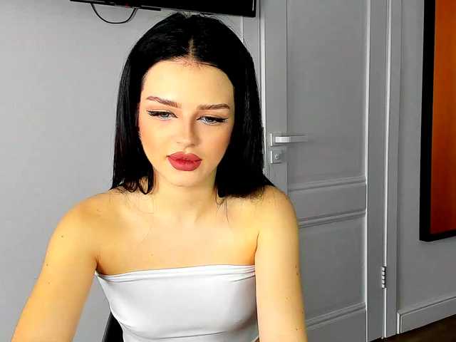 Broadcast screenshots sweetmo33