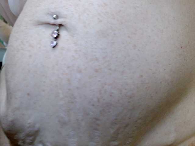 Broadcast screenshots April_XO