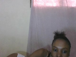 Erotic video chat Sweetpetite254