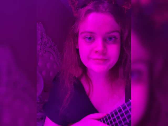 Broadcast screenshots SweetPie22