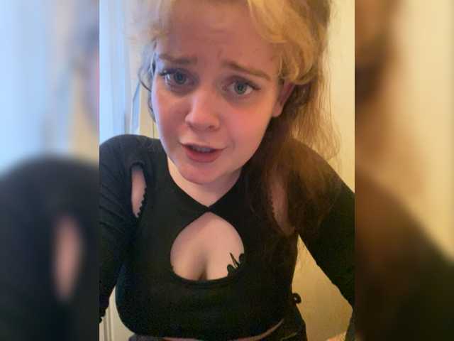 Broadcast screenshots SweetPie22