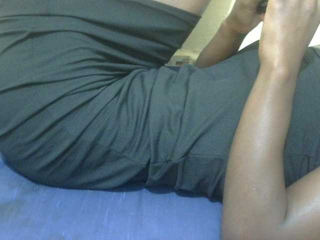 Welcome to my chat room! Feel free to say hi 😊