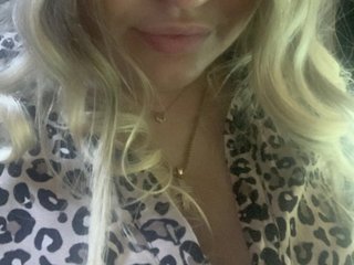 Erotic video chat SweetStrawberry1