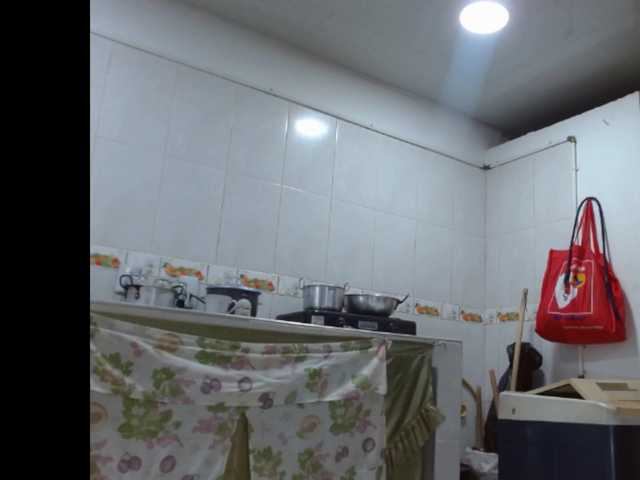 Broadcast screenshots sweetyhotss