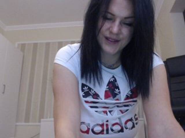 Broadcast screenshots sweetymony