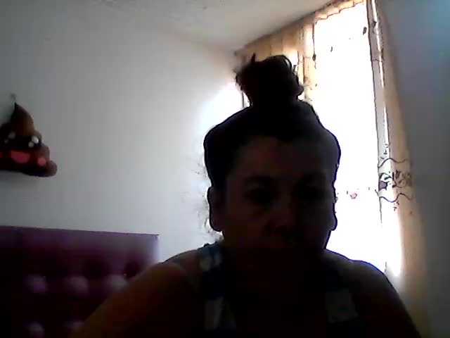 Broadcast screenshots SylviaFerrer