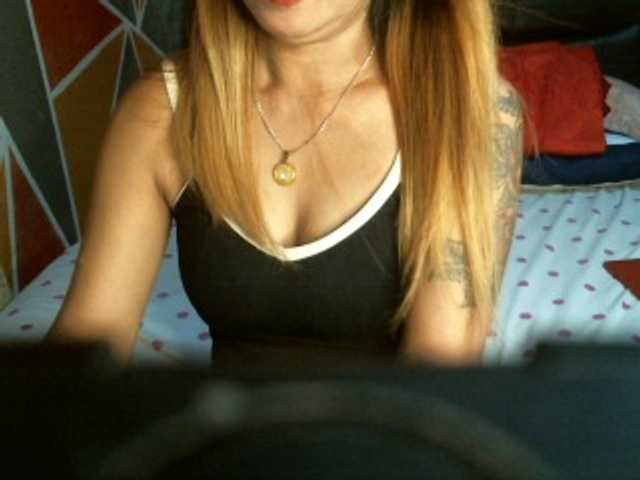 Broadcast screenshots Tamira72