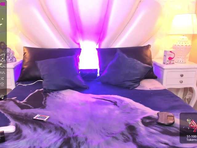 Broadcast screenshots TaniaLopez1