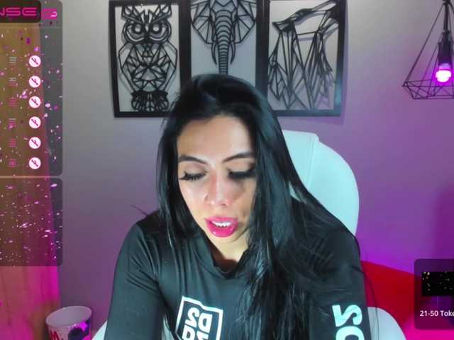 Broadcast screenshots TaraFisherX