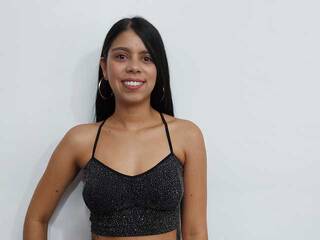 Erotic video chat tarajackson