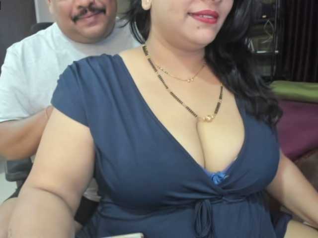 Photos tarivishu23 #bigboobs #bigass #indian #couple #milf #glasses #tatoo #bbw #housewife #hindi #bbw #curvy #desi