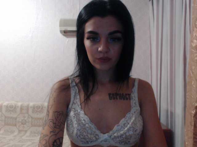 Broadcast screenshots tastylady