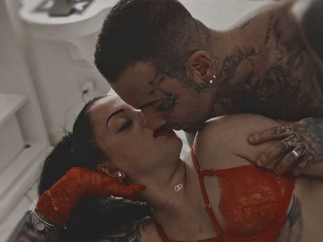 Photo of the profile TattooedCouple