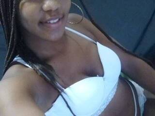 Erotic video chat ThamaraSisse