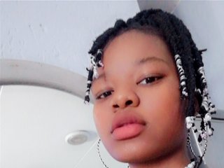 Erotic video chat Thandieee