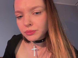 Erotic video chat AliciaTroupe