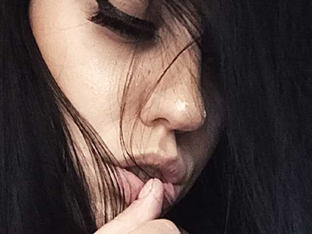 Photo of the profile The-Hard-Kiss