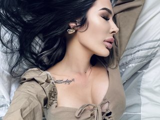 Erotic video chat TheLittleGina