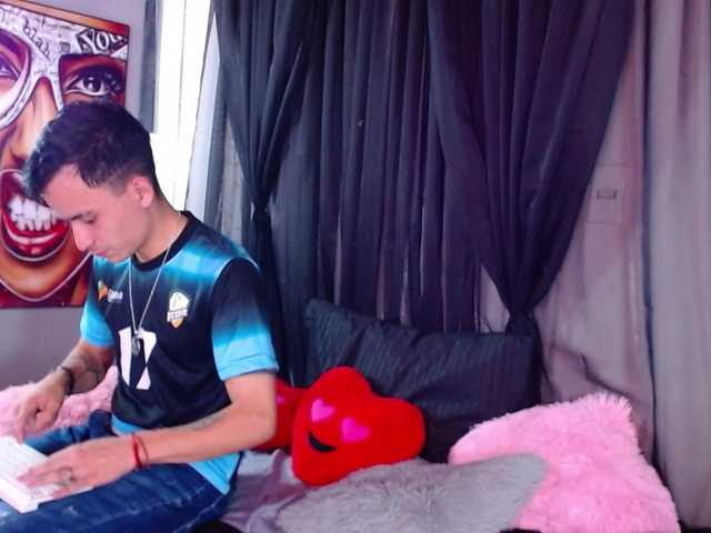Broadcast screenshots thesexcouple