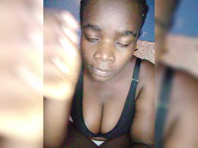 Broadcast screenshots ThickCreamybabe