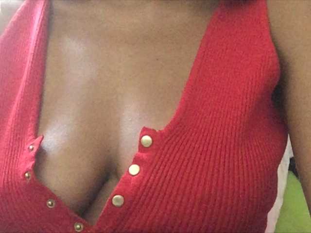 Broadcast screenshots tiaradarling