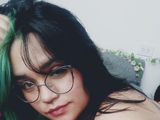 Erotic video chat Tigerlily69