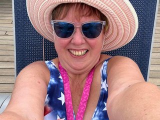 Erotic video chat TightKitty55