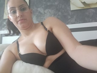 Erotic video chat Timi90