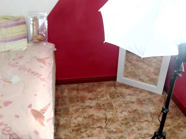 Broadcast screenshots tinabrowm