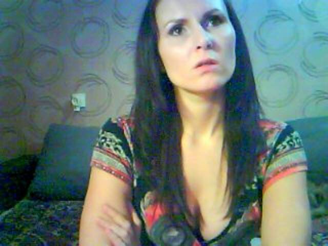 Broadcast screenshots tinacream