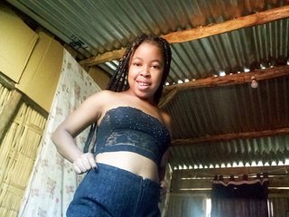 Erotic video chat Tinah69