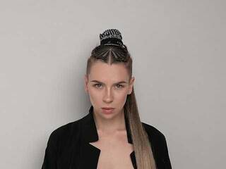 Erotic video chat TinaLizz