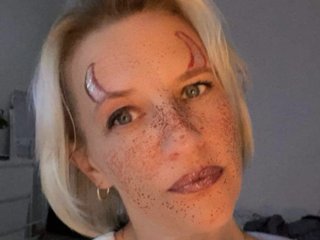 Erotic video chat TinaRubia