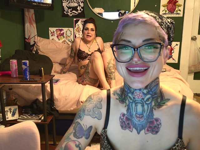 Broadcast screenshots TitiAndCharlie