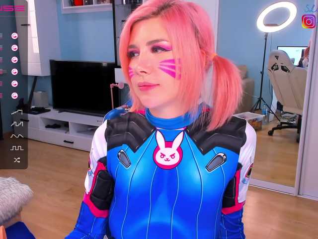 Broadcast screenshots sleepy_moon