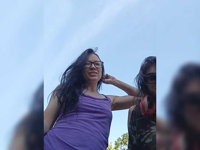 Broadcast screenshots TreshGirls