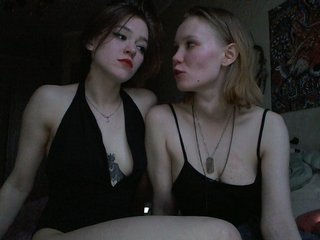 Photos TreshGirls Ksu and Lina) show in free for 1000 tok