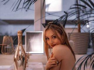 Erotic video chat tvoyamilaa21