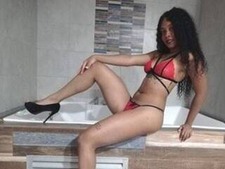 Erotic video chat TyraWoods