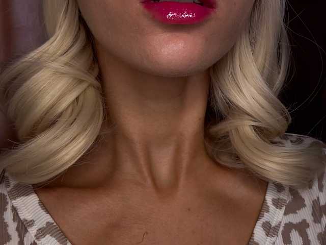 Photo of the profile U-Moni