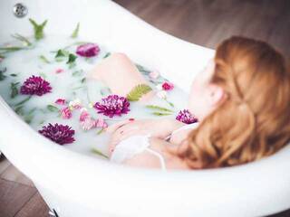 Erotic video chat Undiee1