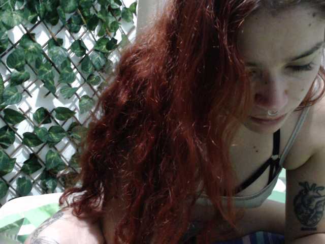 Broadcast screenshots unicornred