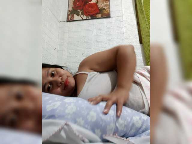 Broadcast screenshots urpinaygirl