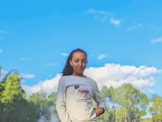 Erotic video chat Valisoa