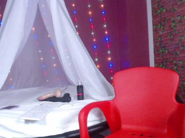 Broadcast screenshots Vallery-Grey